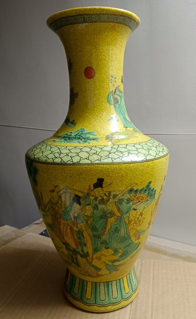 图片[1]-乾隆御制粉彩人物瓶-艺术品财富交易中心